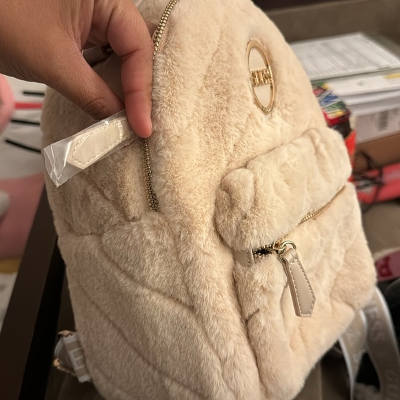 GUESS faux fur Tan mini backpack - Picture 8 of 8